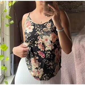Under X Wilfred Cami Tank Top Womens Large black Floral 100% Silk Blouse Aritzia